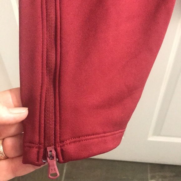 Under Armour Athletic/Athleisure Sweatpants, NWT! - Picture 6 of 10